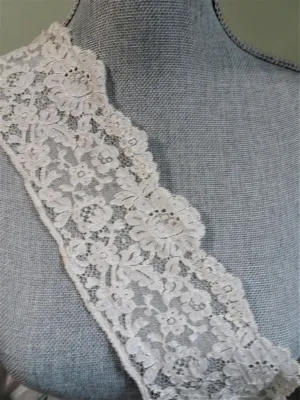 BEAUTIFUL Vintage FRENCH Fine Lace Trim Flounce,Intricate Pattern For Bridal Dress,Dolls,Flapper Dress,Heirloom Sewing Antique Textiles