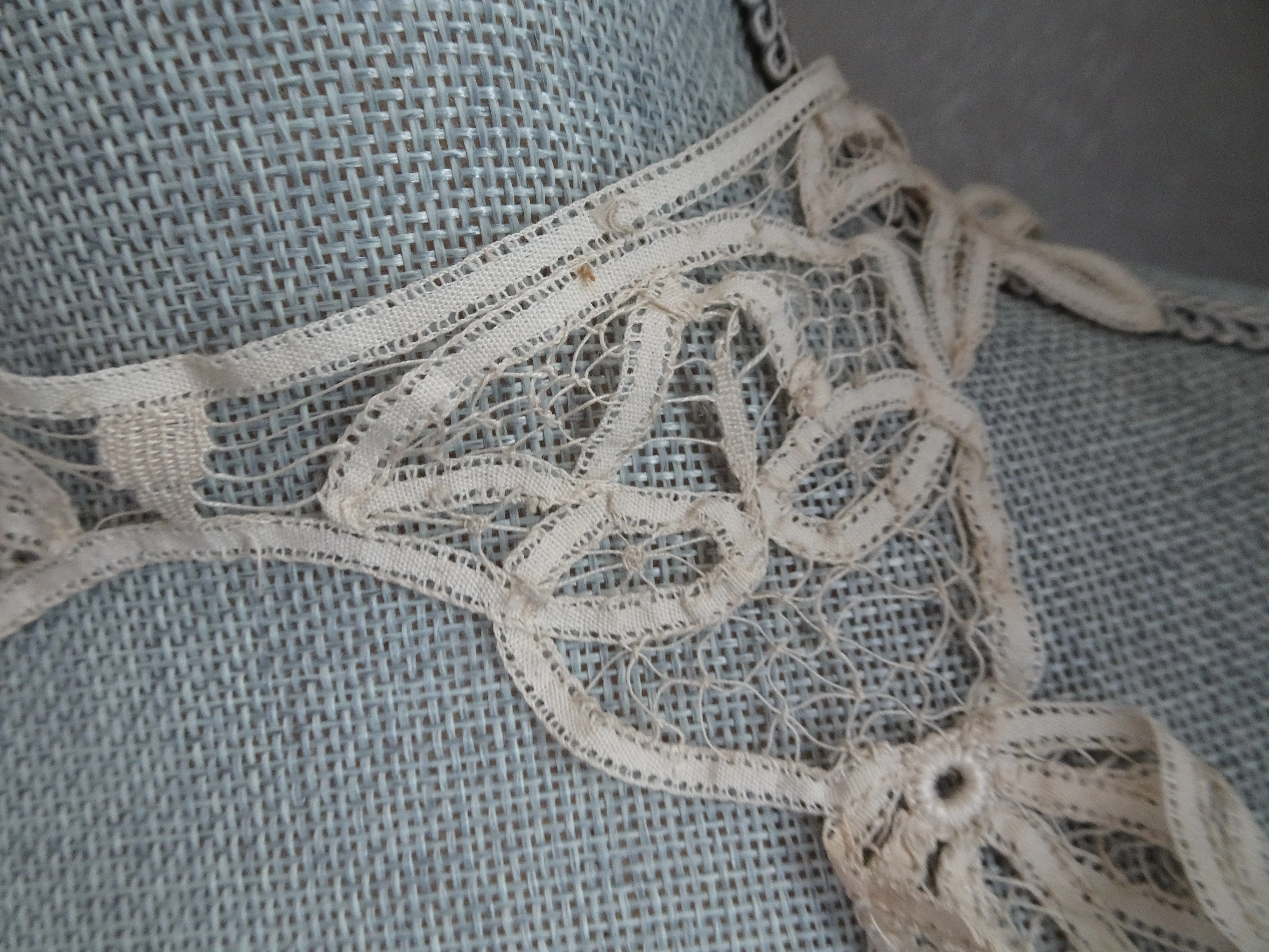 FABULOUS Antique Collar,  Cotton Tape Lace High Collar, Lovely Openwork Design,Display It or Wear It,Collectible Vintage Collars