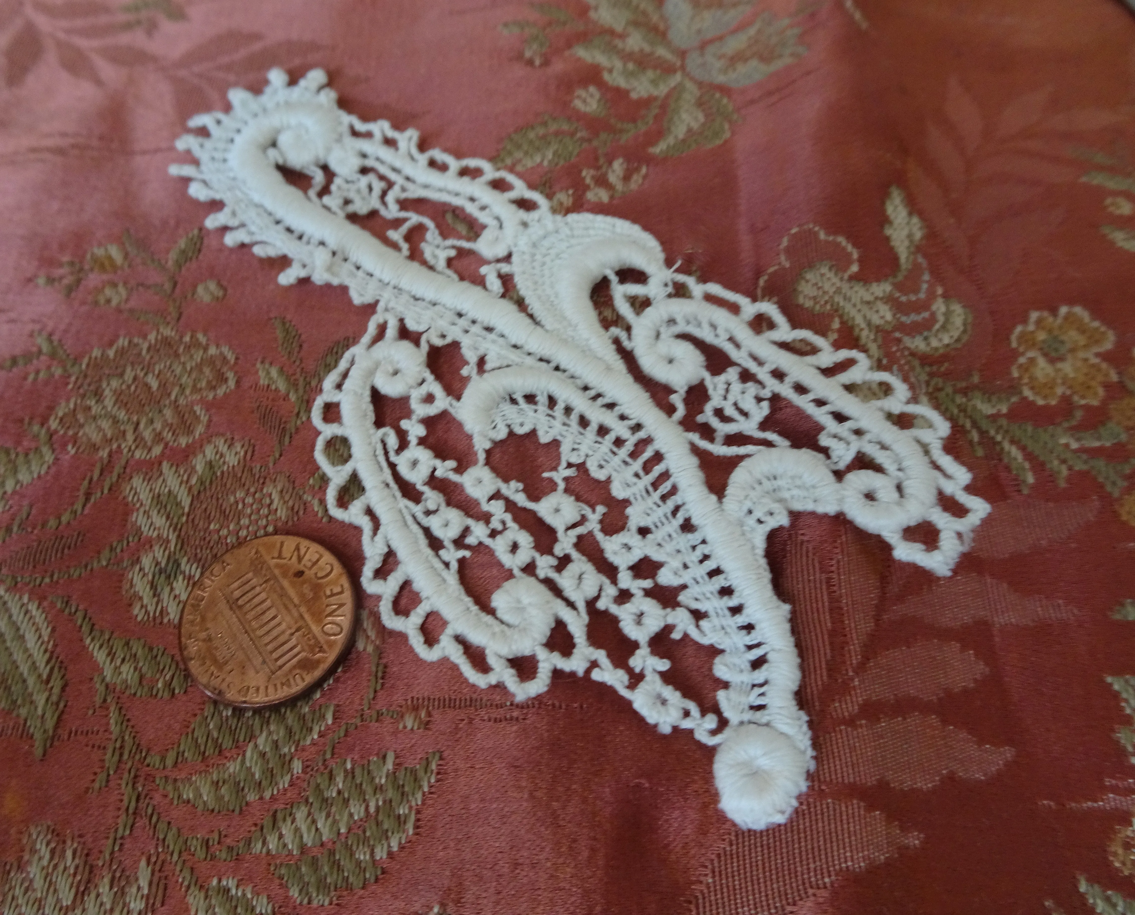LOVELY Antique French Lace,Applique Lace Trim,Intricate Pattern,Dolls,DollHouses,Baby Bonnets,Bridal Lace,Heirloom Sewing,Collectible Lace