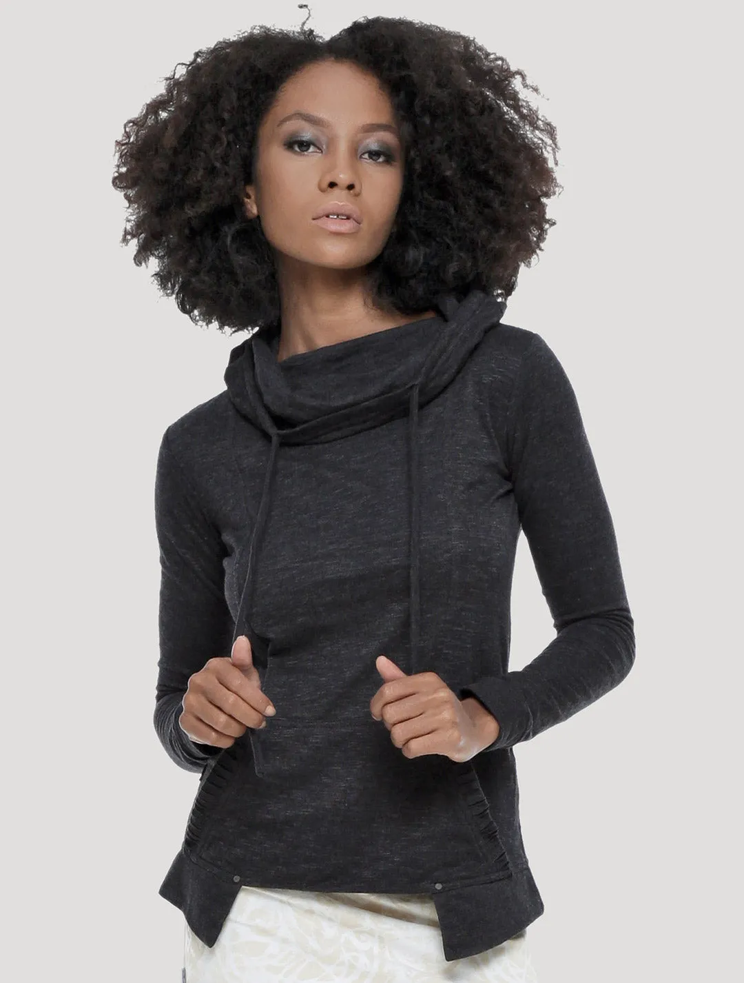 Samu Turtle Neck Sweater