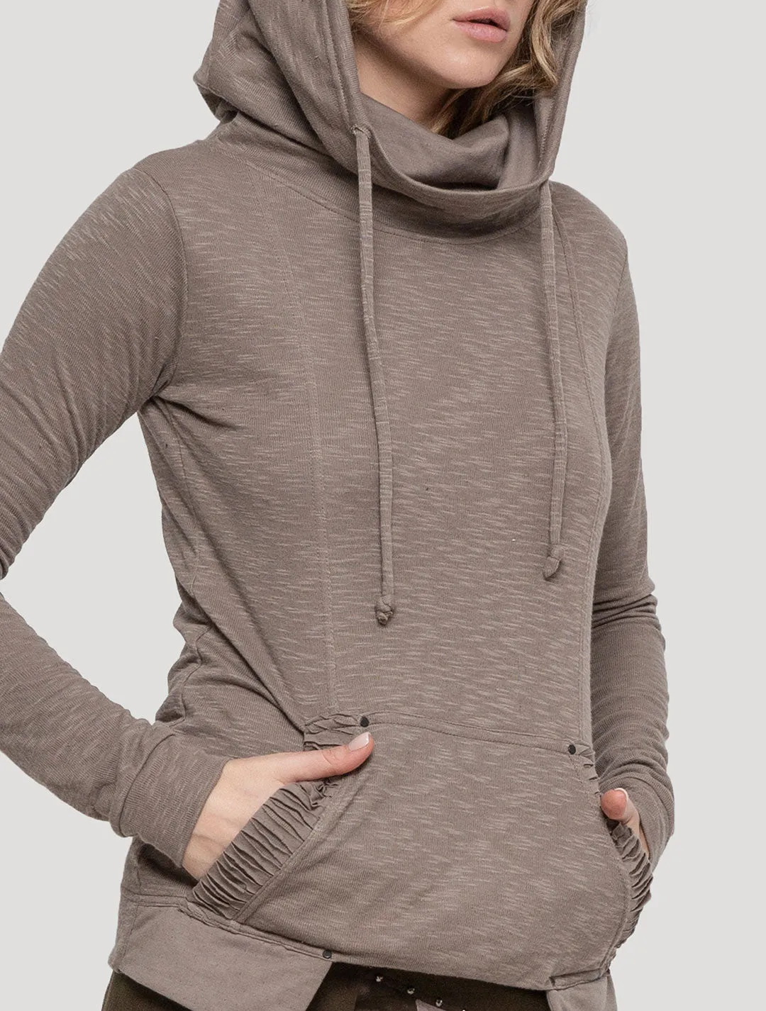 Samu Turtle Neck Sweater