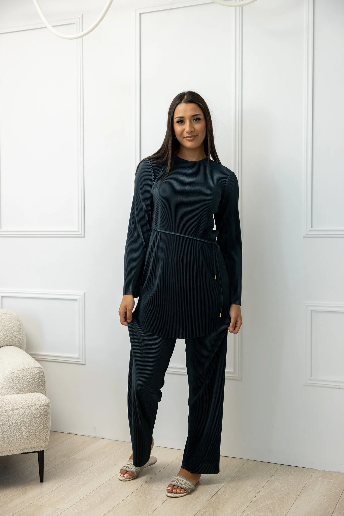 The Crescent Roro Crinkled Pants
