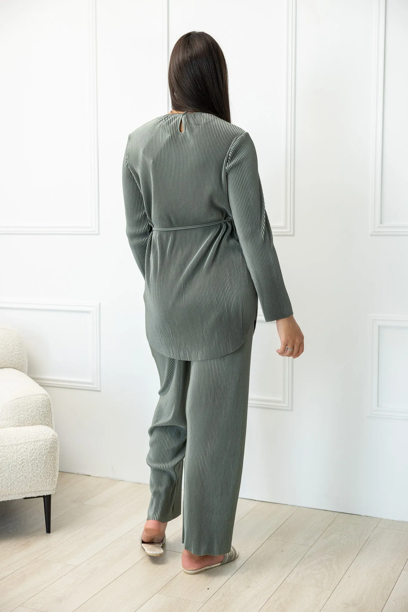 The Crescent Roro Crinkled Pants