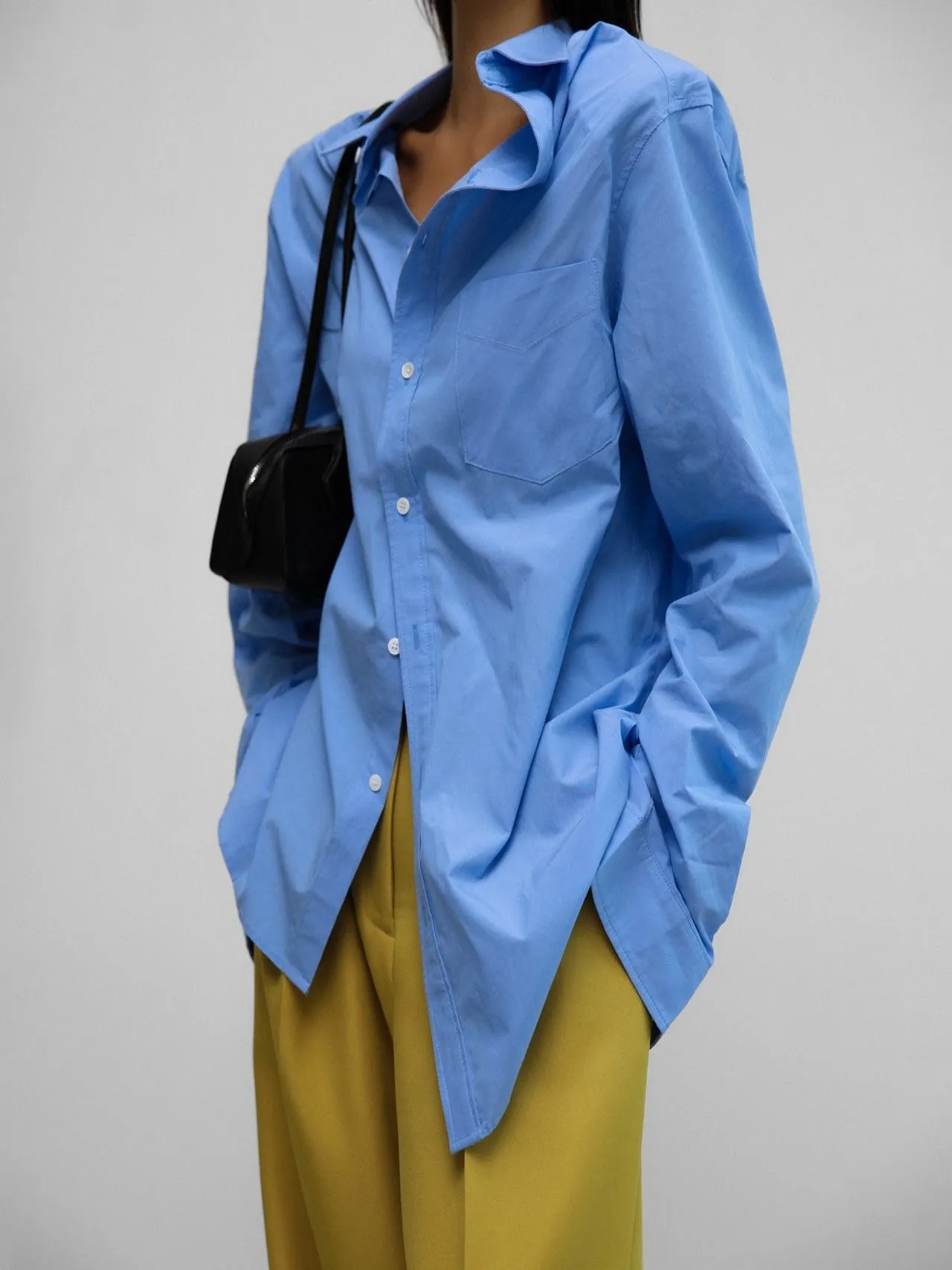 UNBALANCED COLLAR COTTON POPLIN SHIRT