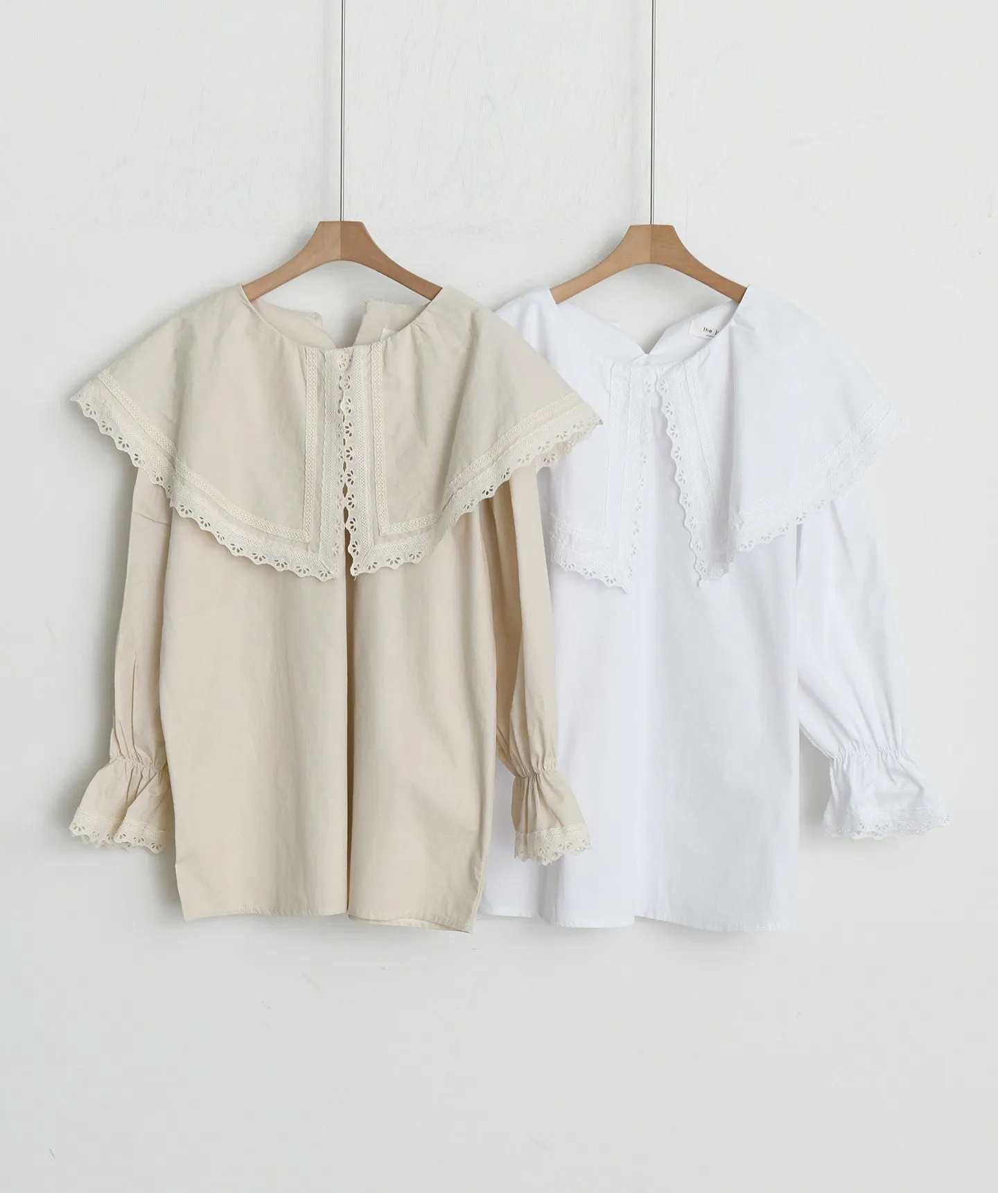 WIDE COLLAR COTTON BLOUSE
